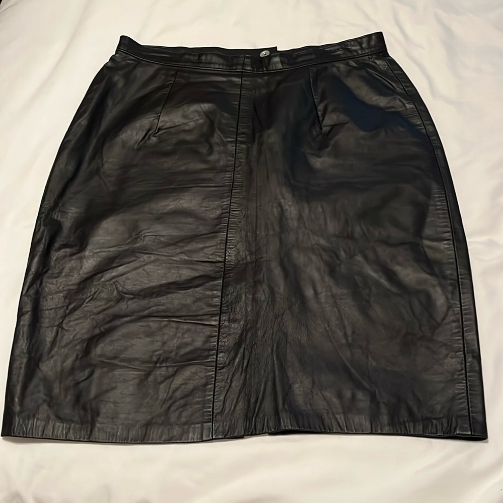Leather skirt